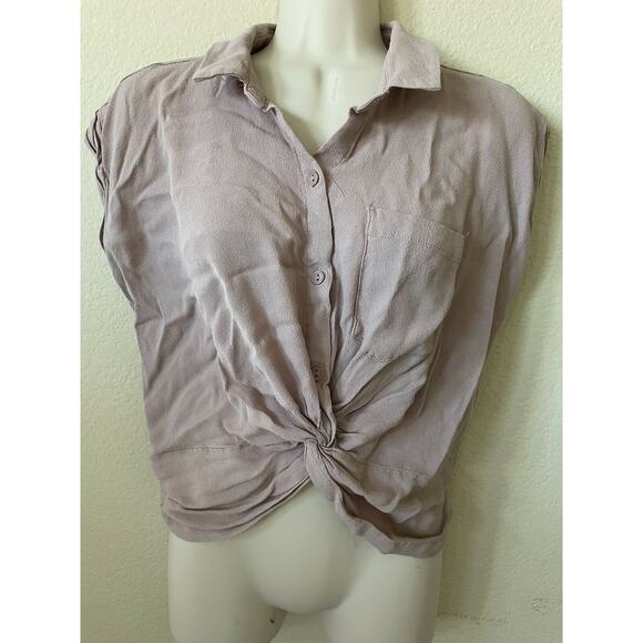 Hearts Hips Mauve Cuffed Cap Sleeve Button Up Twist Front Women’s Top Size S - Picture 1 of 4